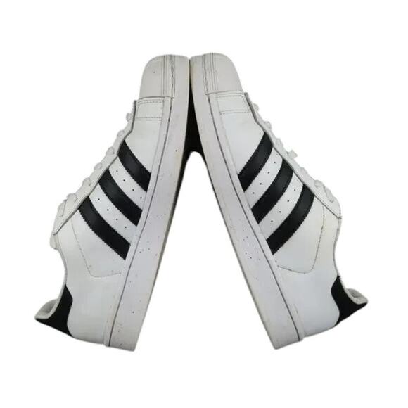 Adidas Shoes Mens 8 Sneakers Superstar Lifestyle Casual Athletic White Black Low